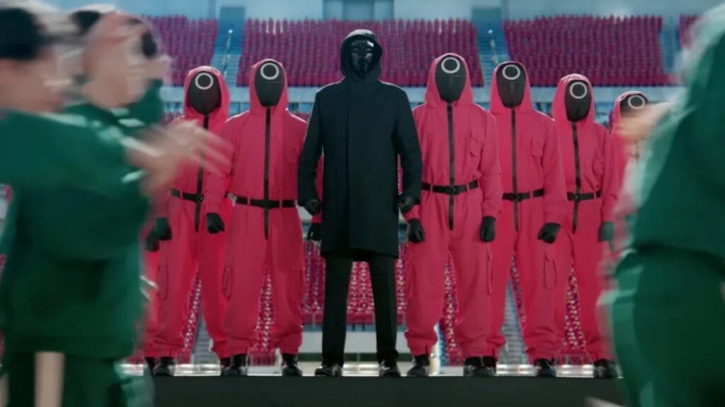 Squid Game Season 2 Review: Netflix's gripping and bold thriller jo aapko shock aur emotional depth ke beech le jayega.