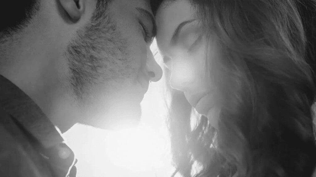 10 Clear Signs of True Love for Real and Genuine Relationships