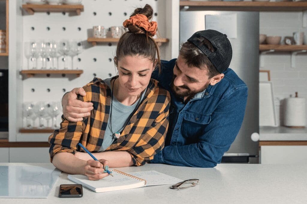 New Year Relationship Goals: 10 Tips to Strengthen Your Bond in 2025